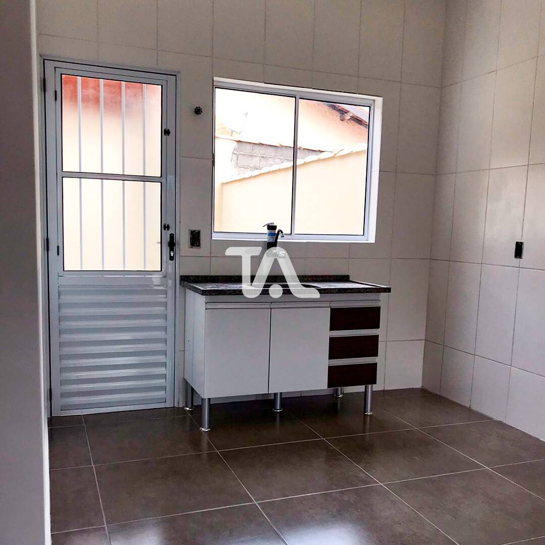 Casa à venda com 2 quartos, 65m² - Foto 5