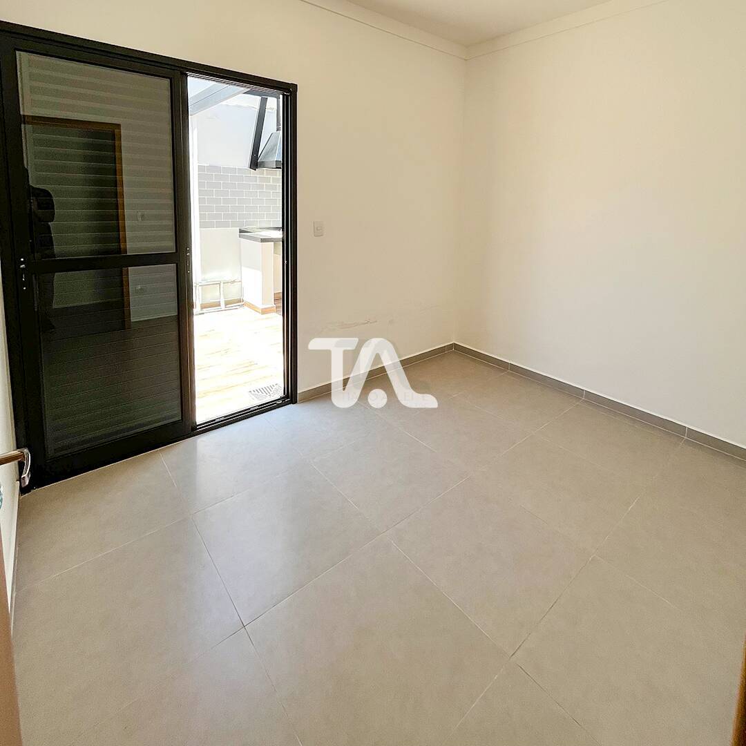 Casa à venda com 3 quartos, 96m² - Foto 10