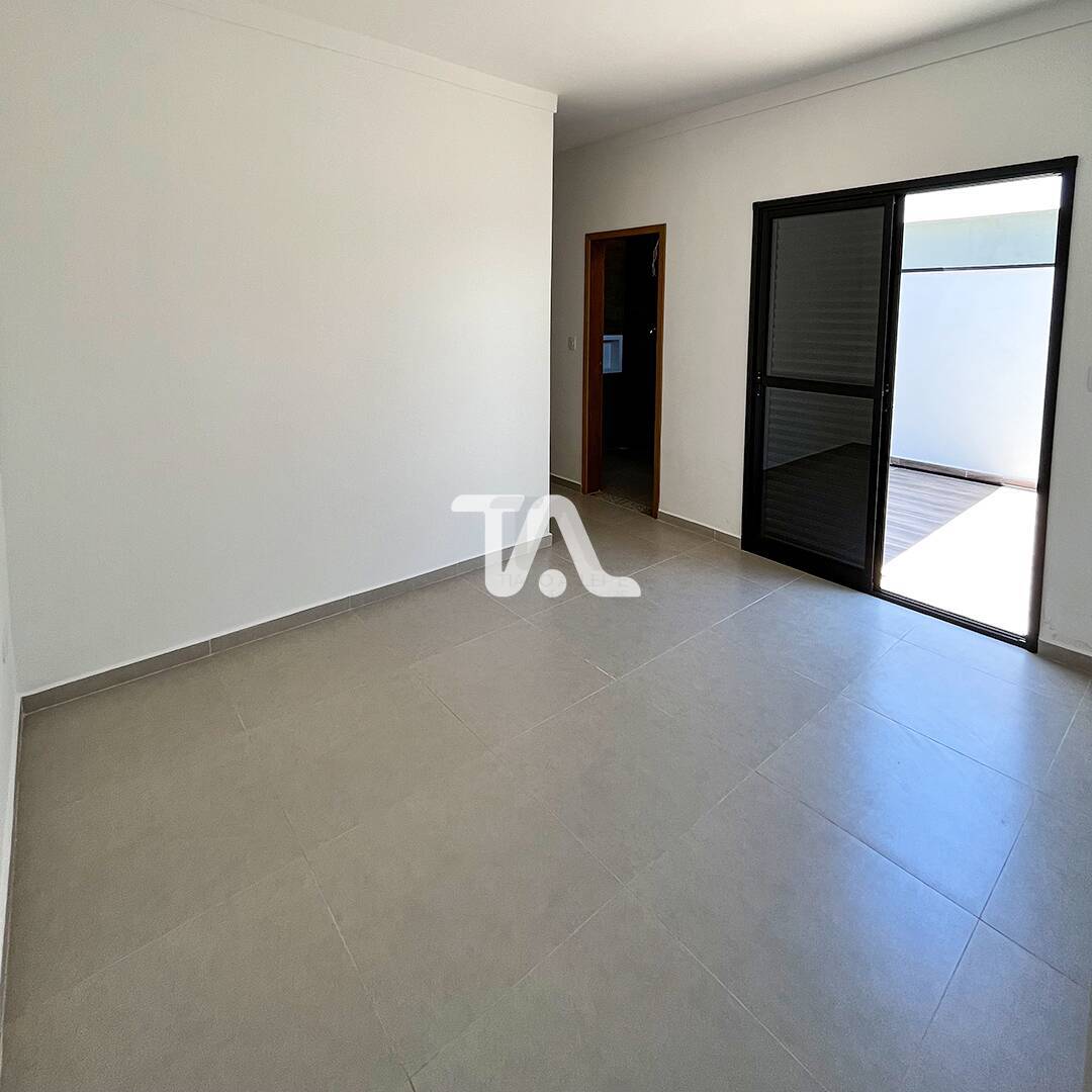 Casa à venda com 3 quartos, 96m² - Foto 12