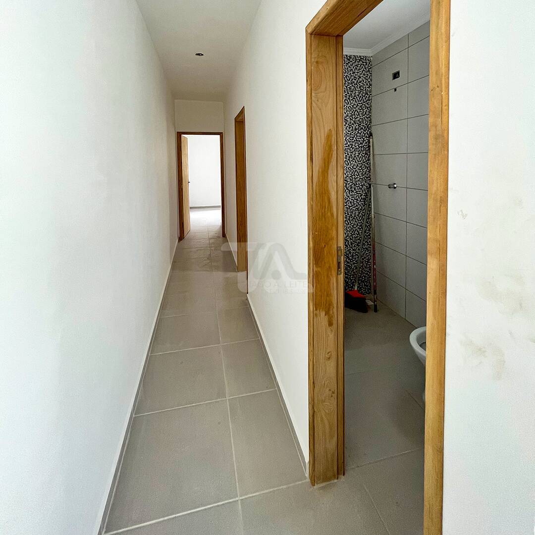 Casa à venda com 2 quartos, 55m² - Foto 5