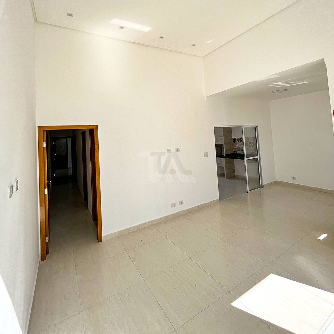 Casa à venda com 3 quartos, 87m² - Foto 13