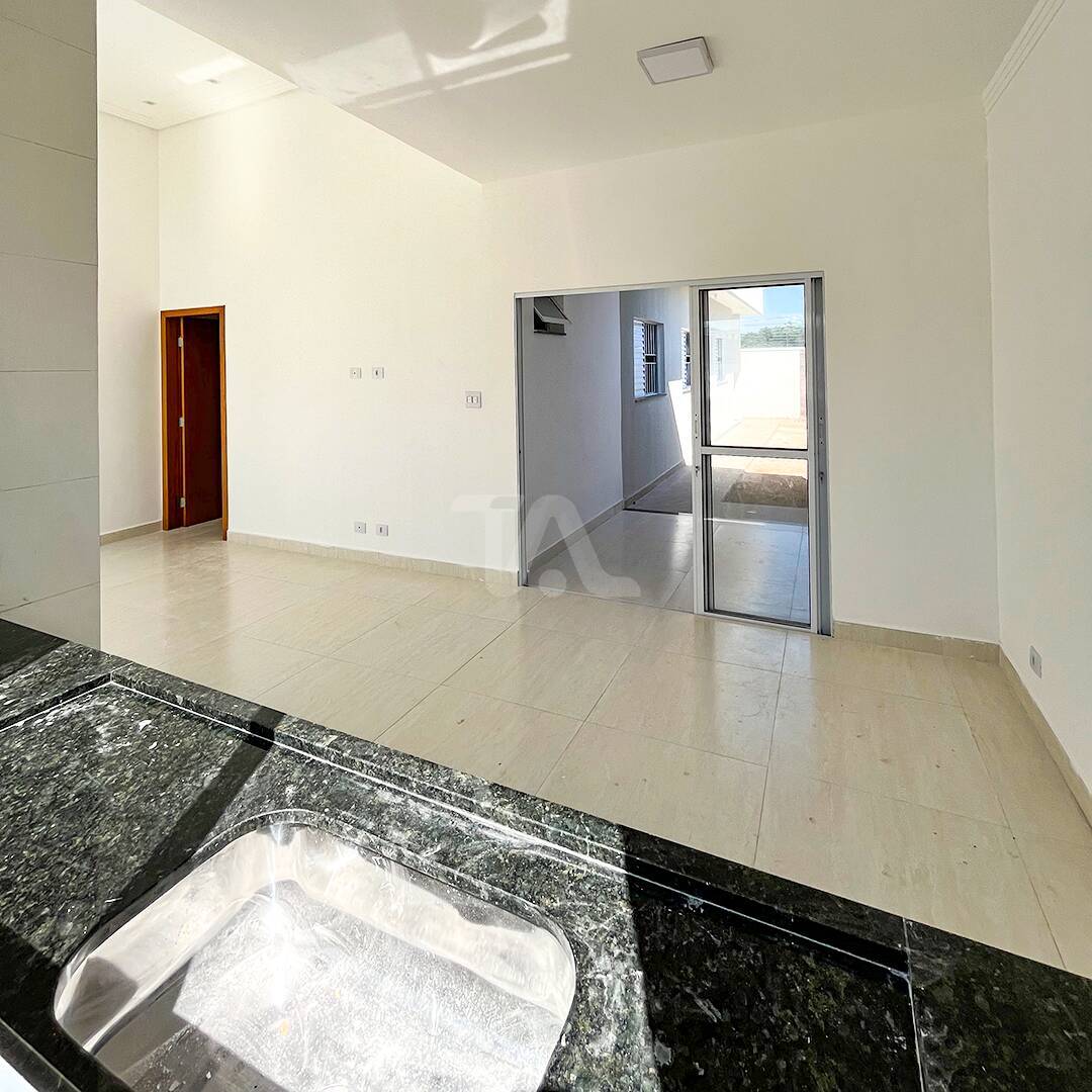 Casa à venda com 3 quartos, 87m² - Foto 14