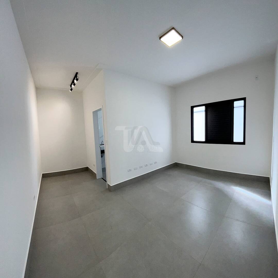 Casa à venda e aluguel com 3 quartos, 150m² - Foto 12