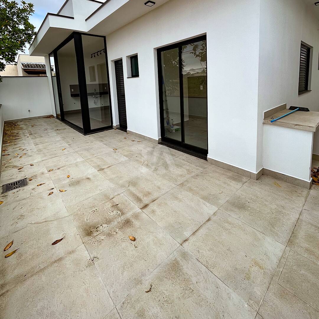 Casa à venda e aluguel com 3 quartos, 150m² - Foto 18