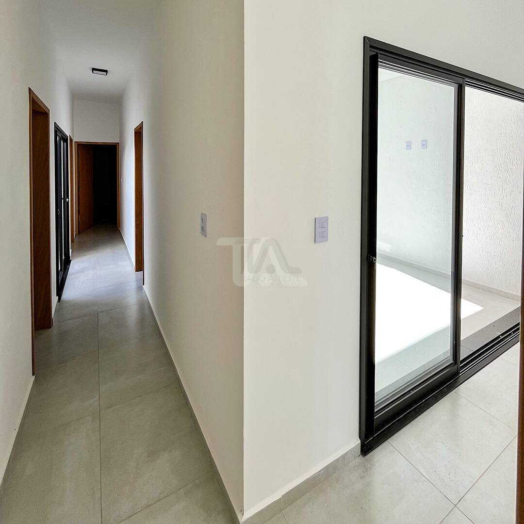 Casa à venda com 3 quartos, 126m² - Foto 7