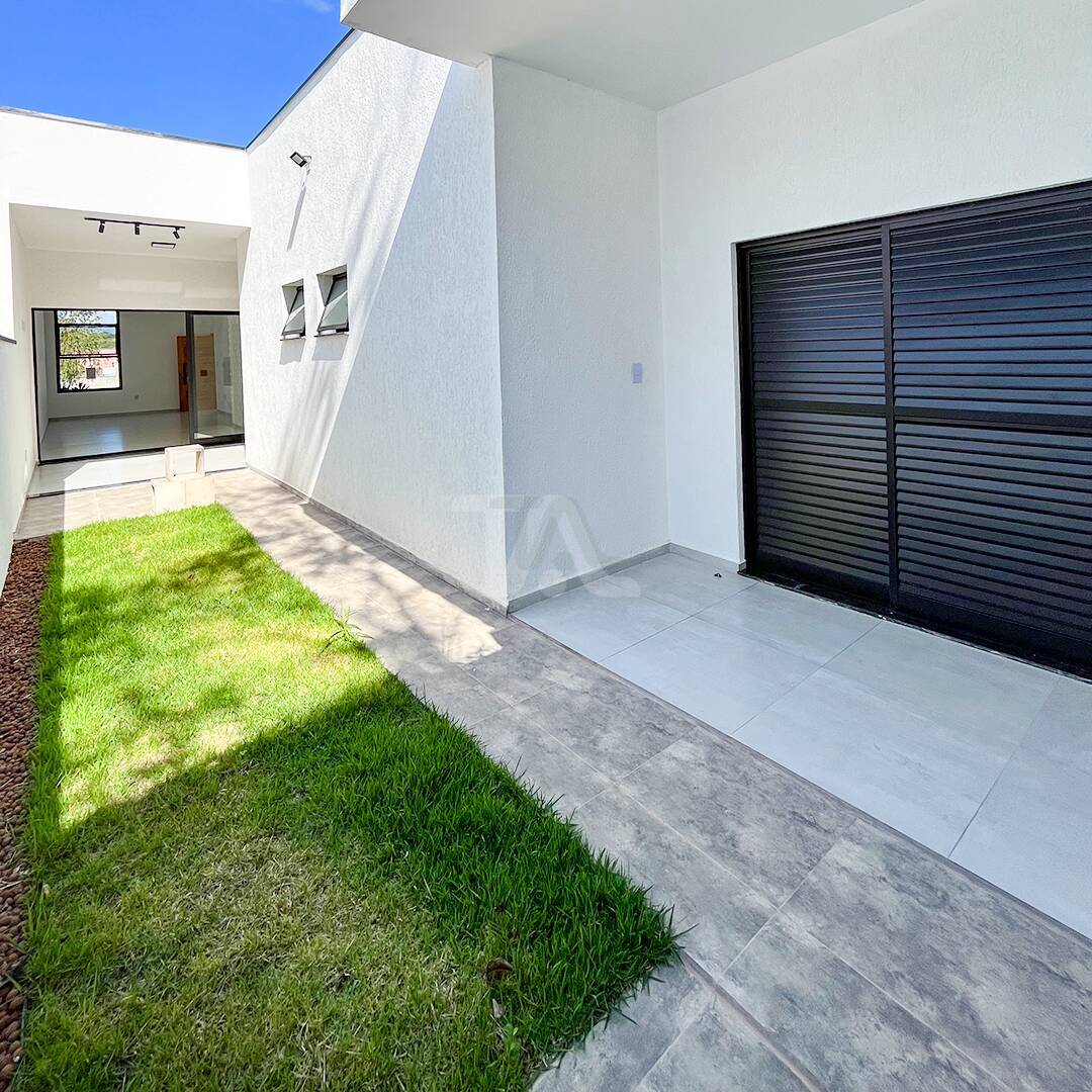 Casa à venda com 3 quartos, 126m² - Foto 13