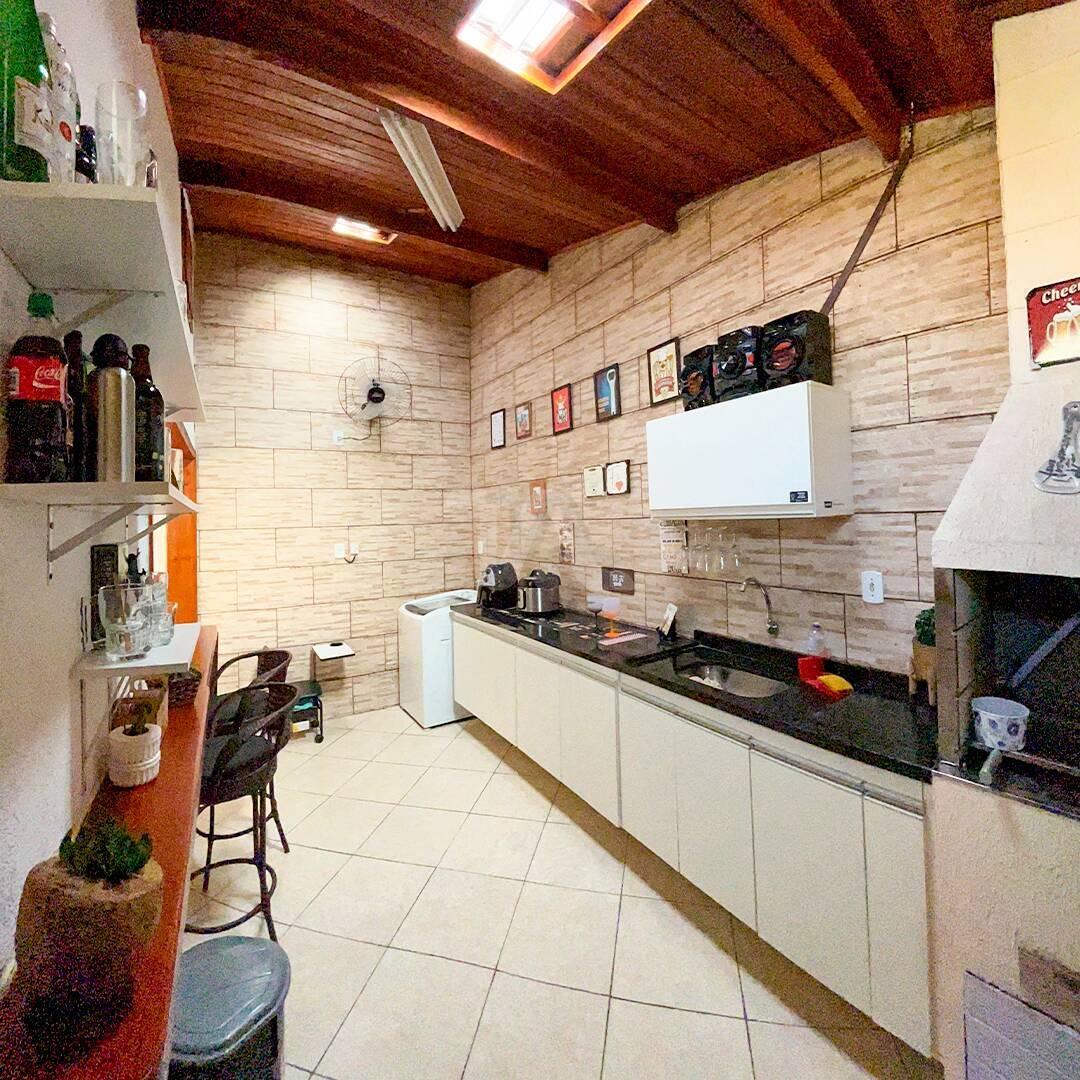 Casa à venda com 2 quartos, 122m² - Foto 9