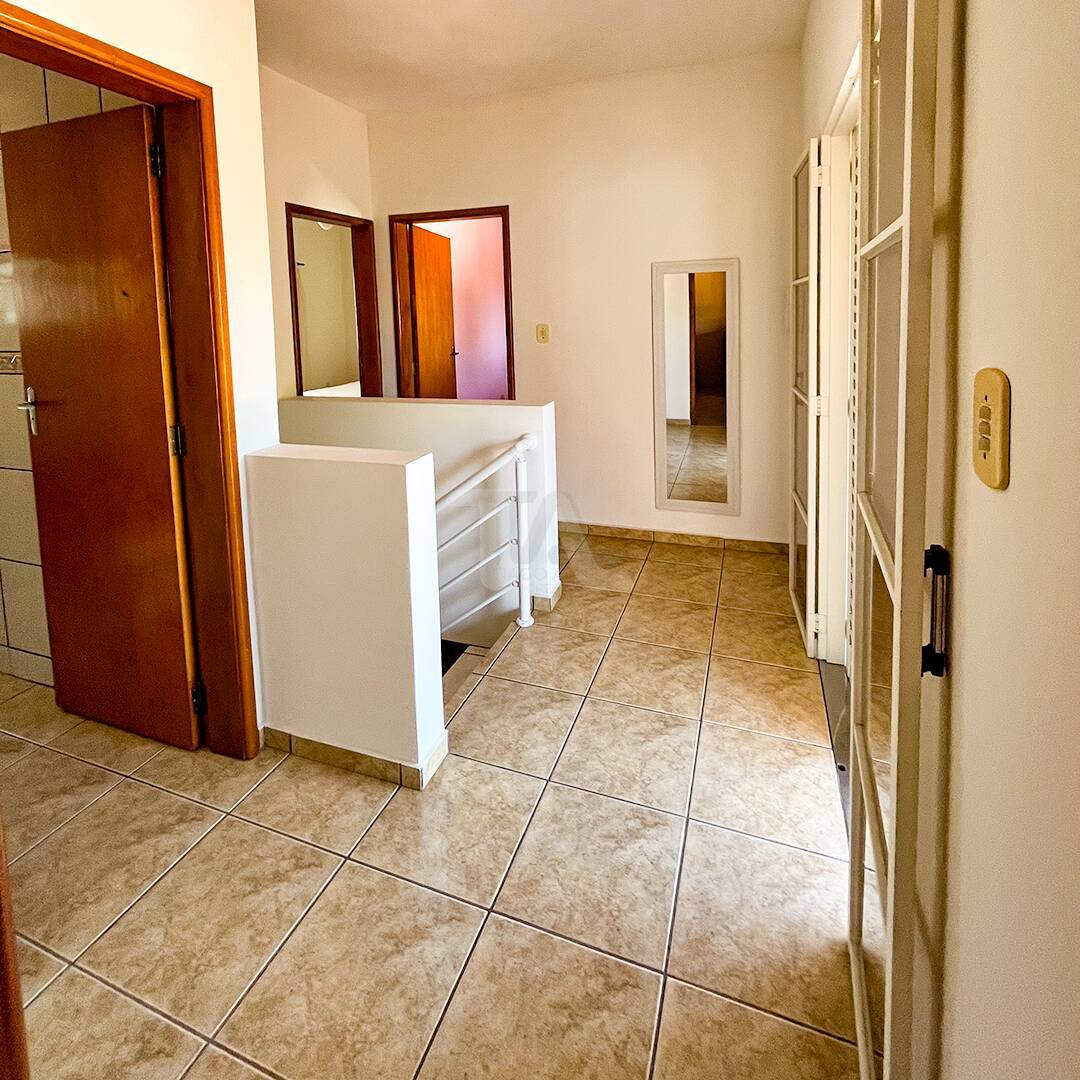 Casa à venda com 3 quartos, 200m² - Foto 8