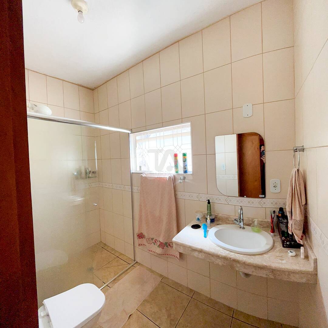 Casa à venda com 3 quartos, 200m² - Foto 13