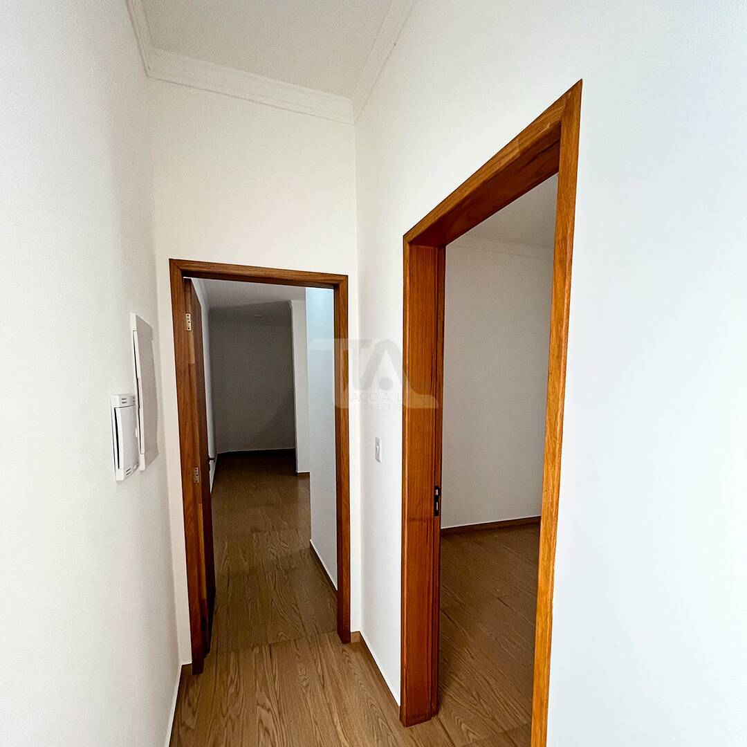 Casa à venda com 3 quartos, 150m² - Foto 14