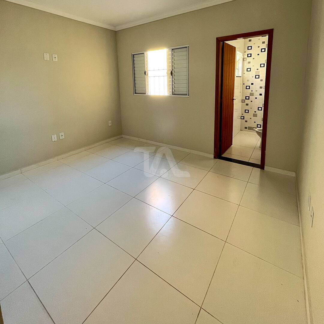 Casa à venda com 2 quartos, 60m² - Foto 6