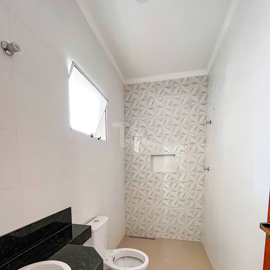 Casa à venda com 3 quartos, 96m² - Foto 8