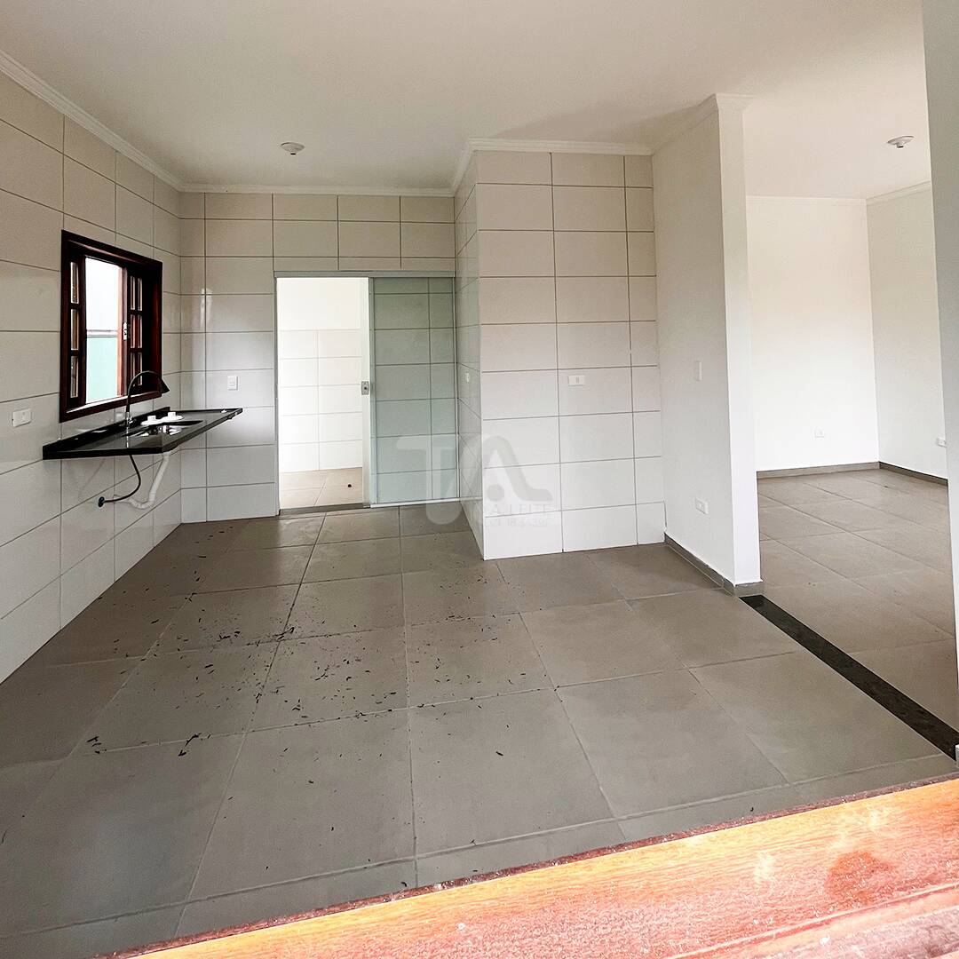 Casa à venda com 2 quartos, 72m² - Foto 5