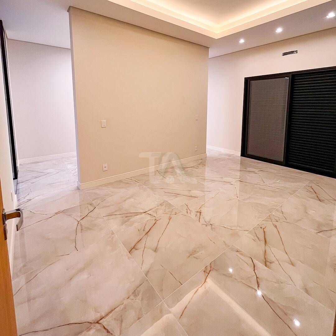 Casa à venda com 3 quartos, 236m² - Foto 7