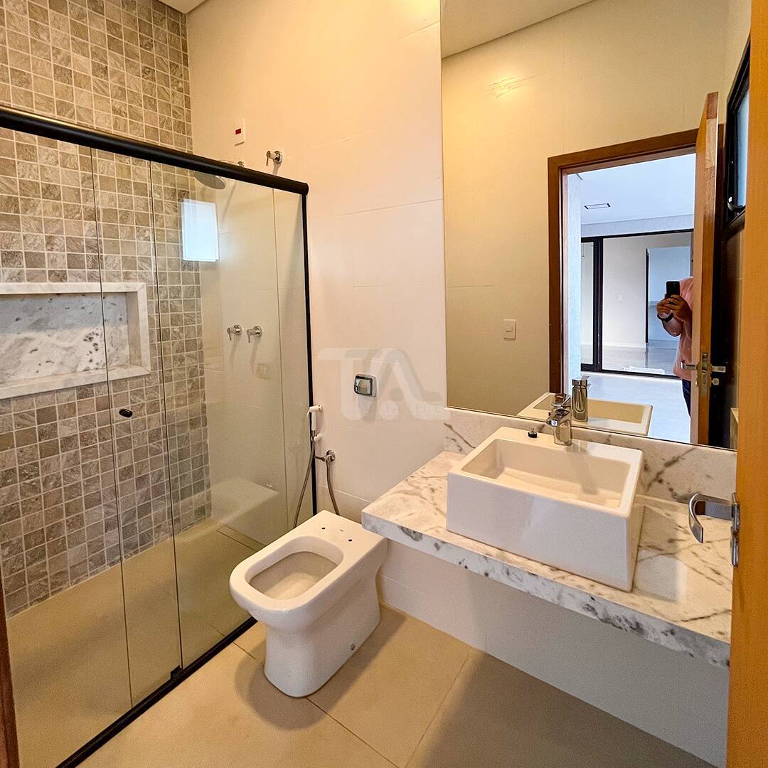 Casa à venda com 3 quartos, 236m² - Foto 16