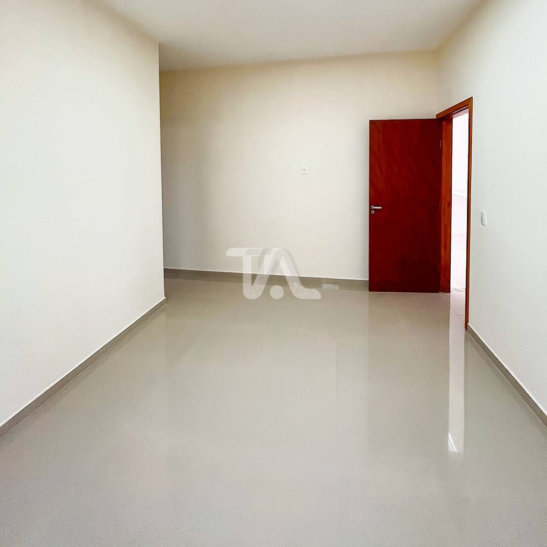 Casa à venda com 3 quartos, 89m² - Foto 5