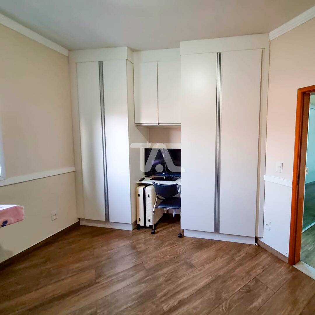 Casa à venda com 3 quartos, 141m² - Foto 9