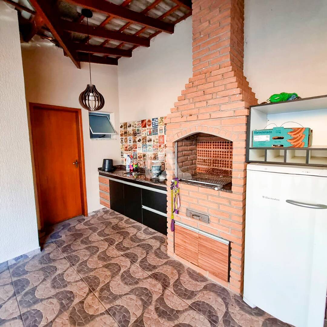 Casa à venda com 3 quartos, 141m² - Foto 12