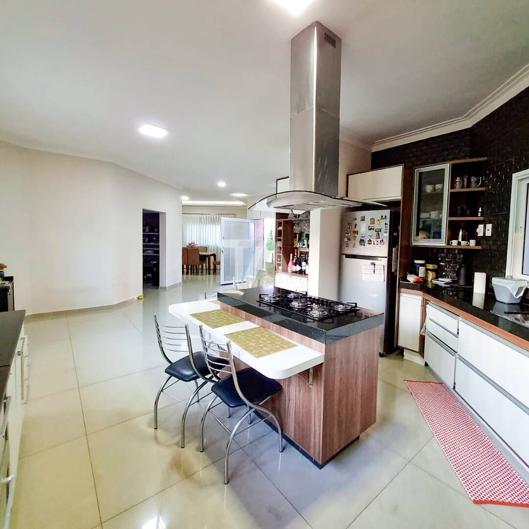 Casa à venda com 3 quartos, 141m² - Foto 5