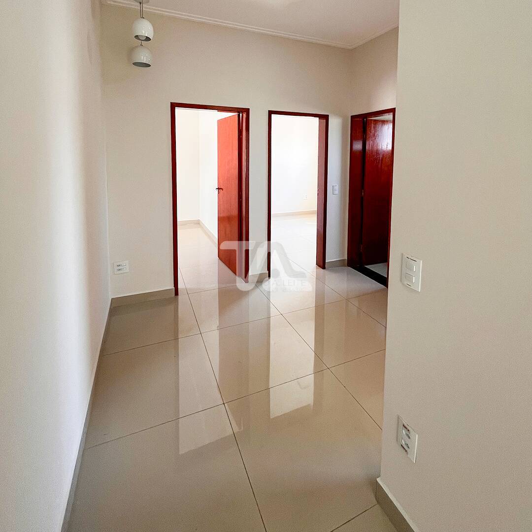 Casa à venda com 3 quartos, 220m² - Foto 16