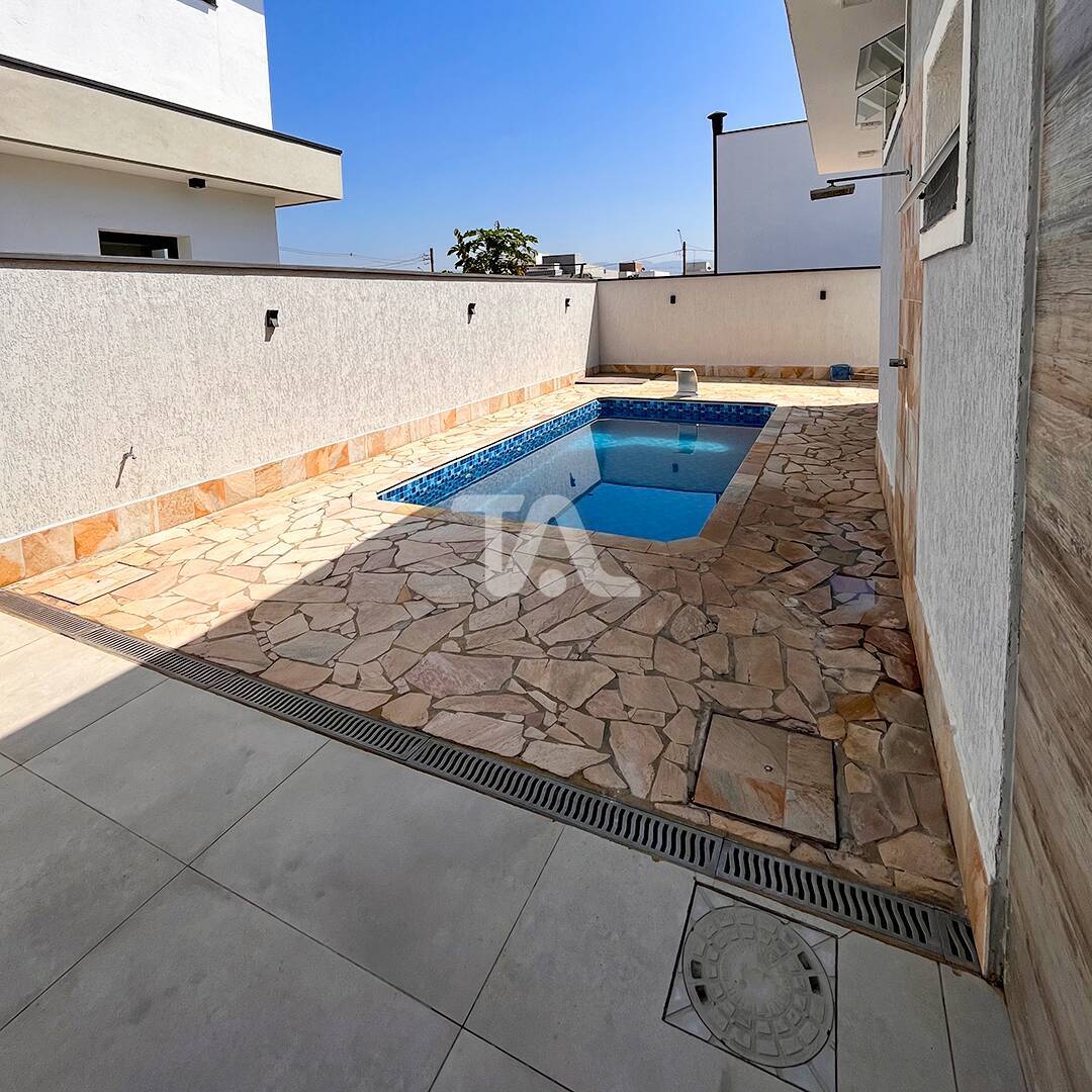 Casa à venda com 3 quartos, 220m² - Foto 10