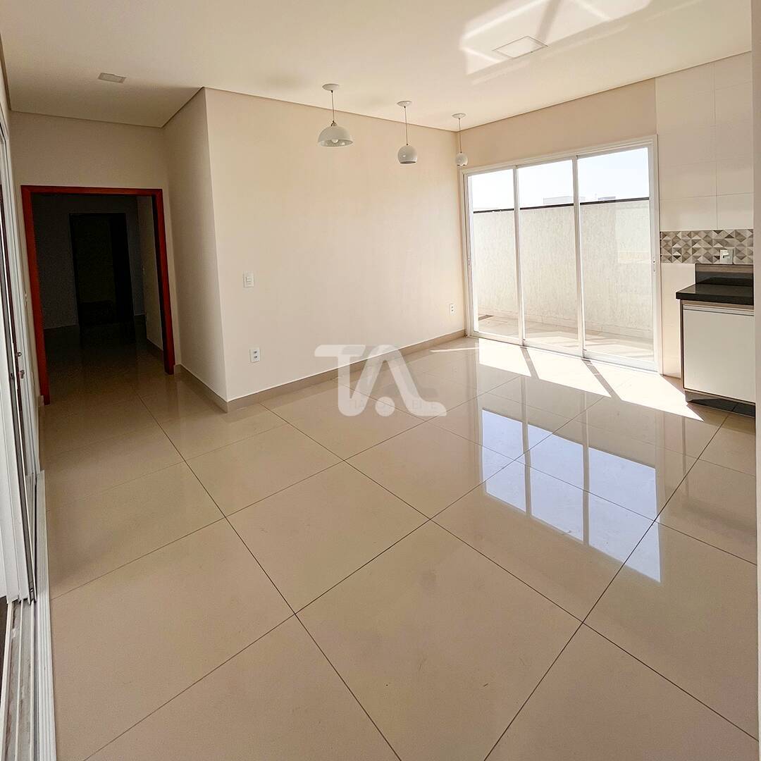 Casa à venda com 3 quartos, 220m² - Foto 6