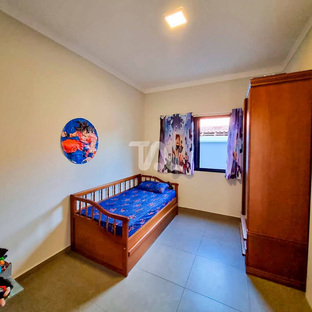 Casa à venda com 3 quartos, 200m² - Foto 7