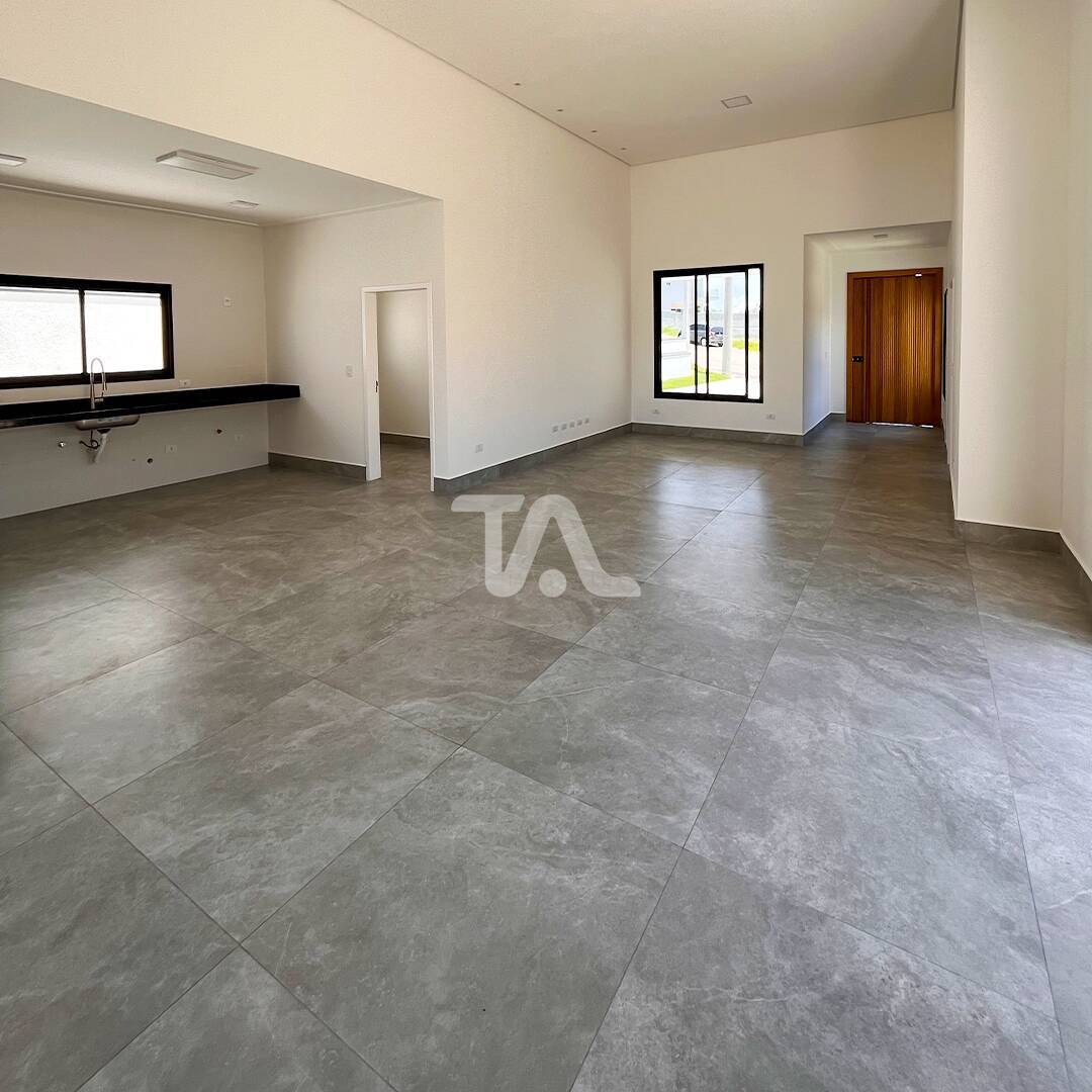 Casa à venda e aluguel com 3 quartos, 205m² - Foto 9