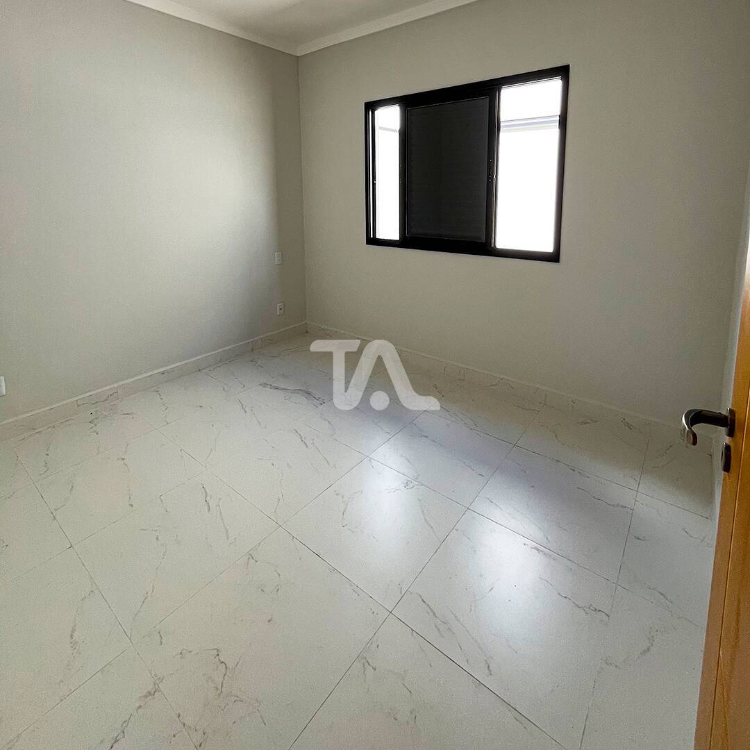 Casa à venda com 3 quartos, 93m² - Foto 14