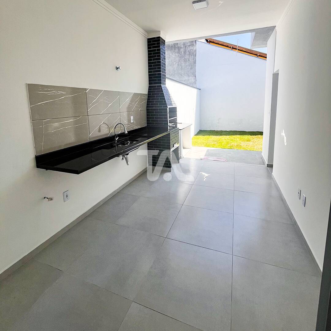 Casa à venda com 3 quartos, 100m² - Foto 7