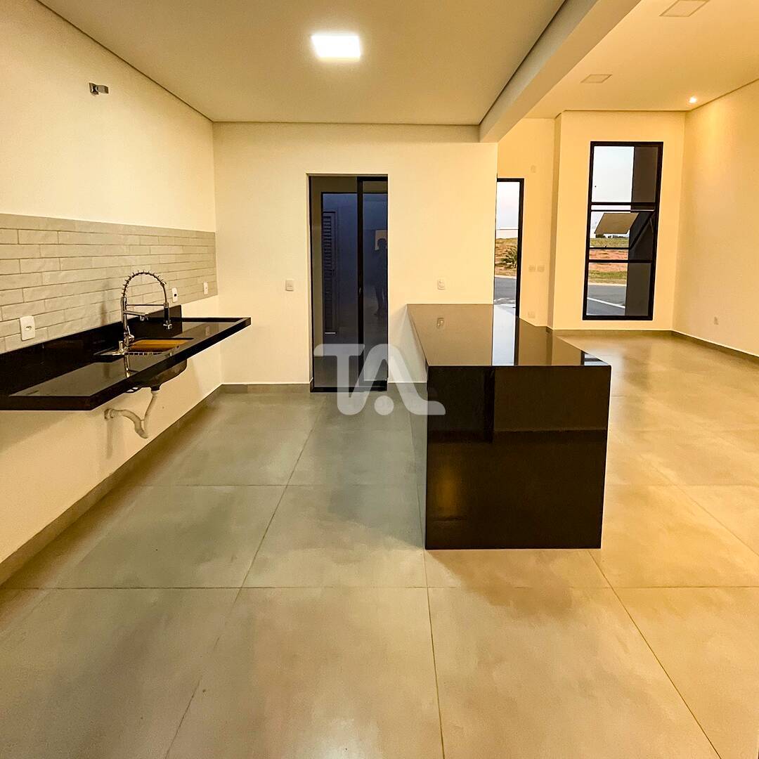 Casa de Condomínio à venda com 3 quartos, 103m² - Foto 3