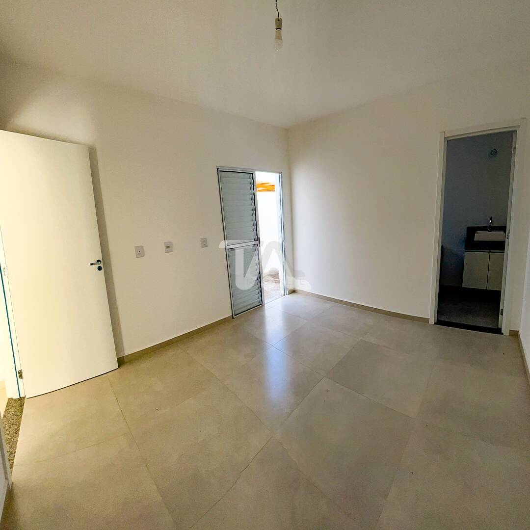 Casa de Condomínio à venda com 2 quartos, 65m² - Foto 1