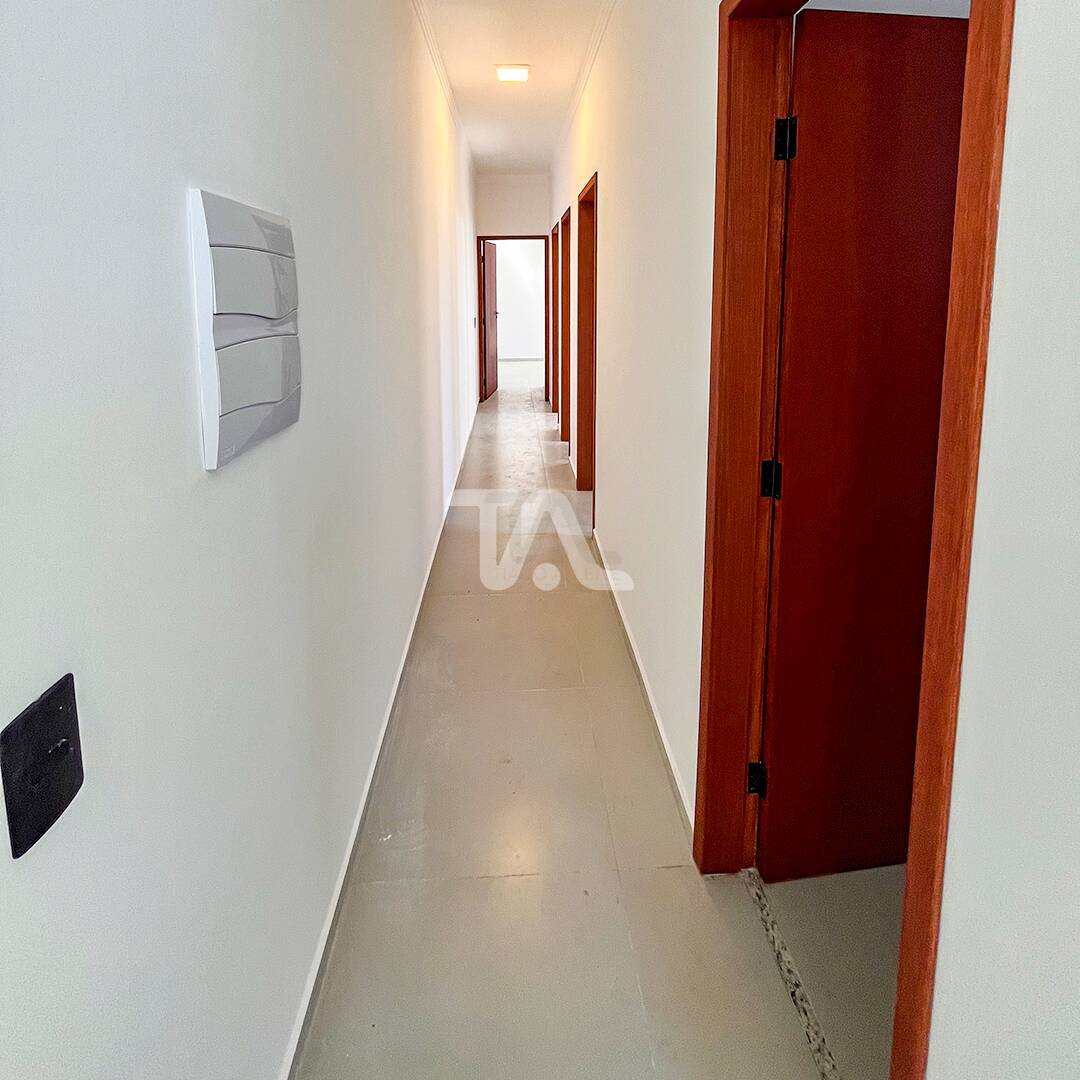 Casa à venda com 3 quartos, 98m² - Foto 9