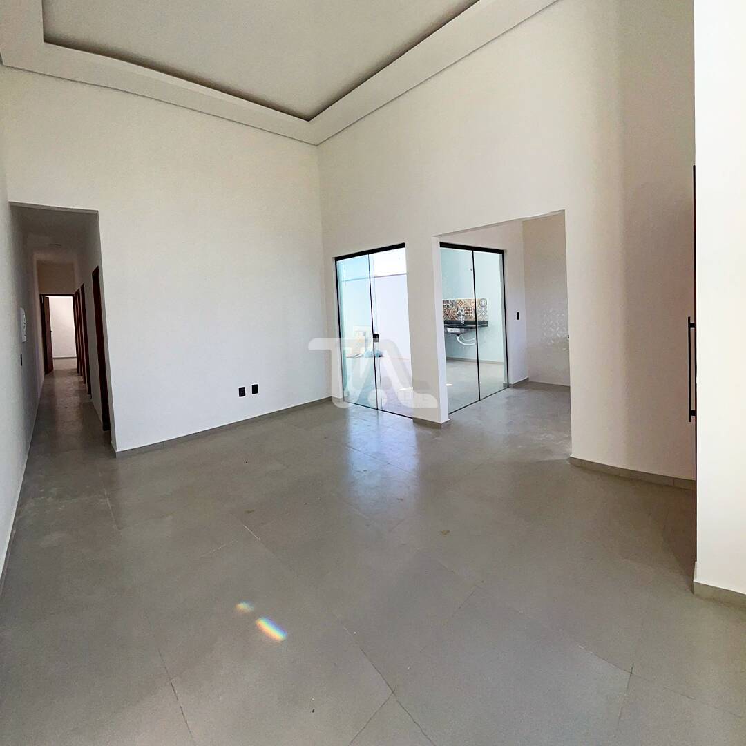 Casa à venda com 3 quartos, 98m² - Foto 4