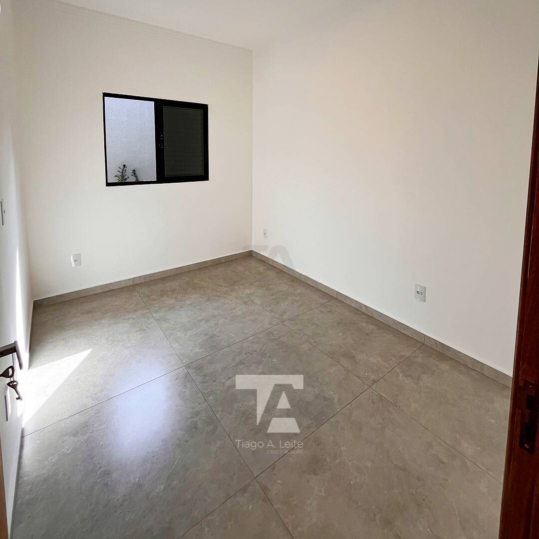 Casa à venda com 3 quartos, 107m² - Foto 12