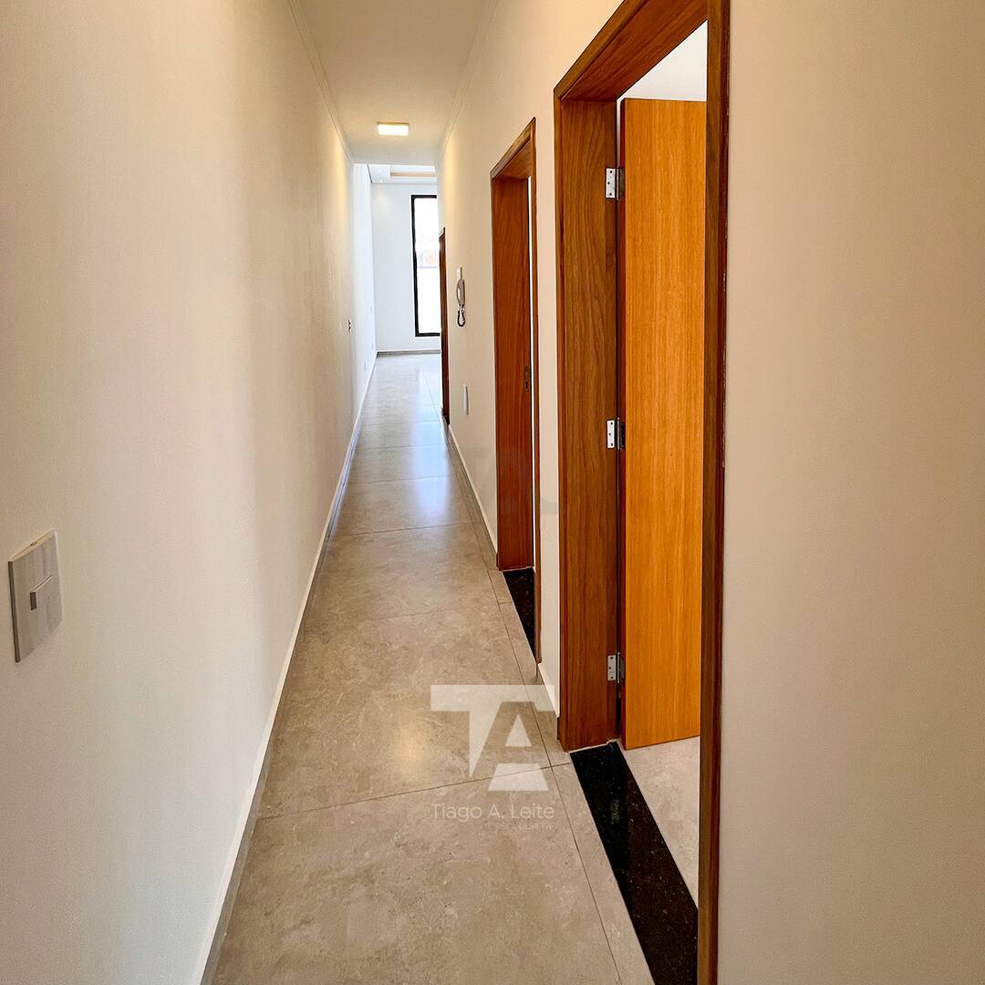 Casa à venda com 3 quartos, 107m² - Foto 13