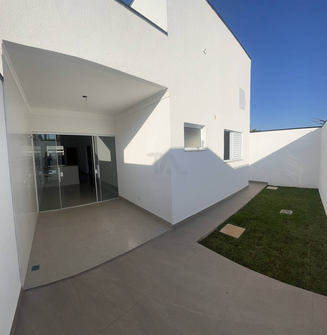 Casa à venda com 3 quartos, 93m² - Foto 13