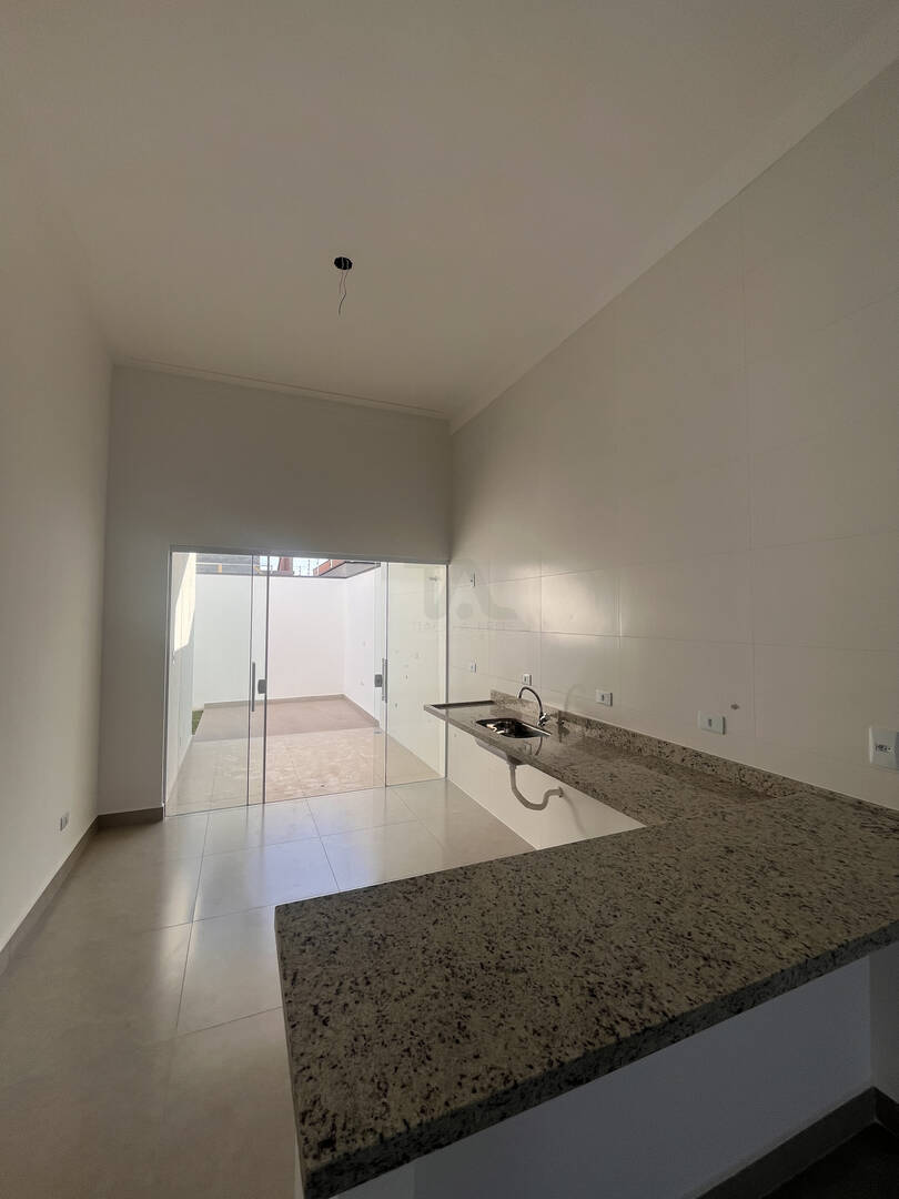 Casa à venda com 3 quartos, 93m² - Foto 15