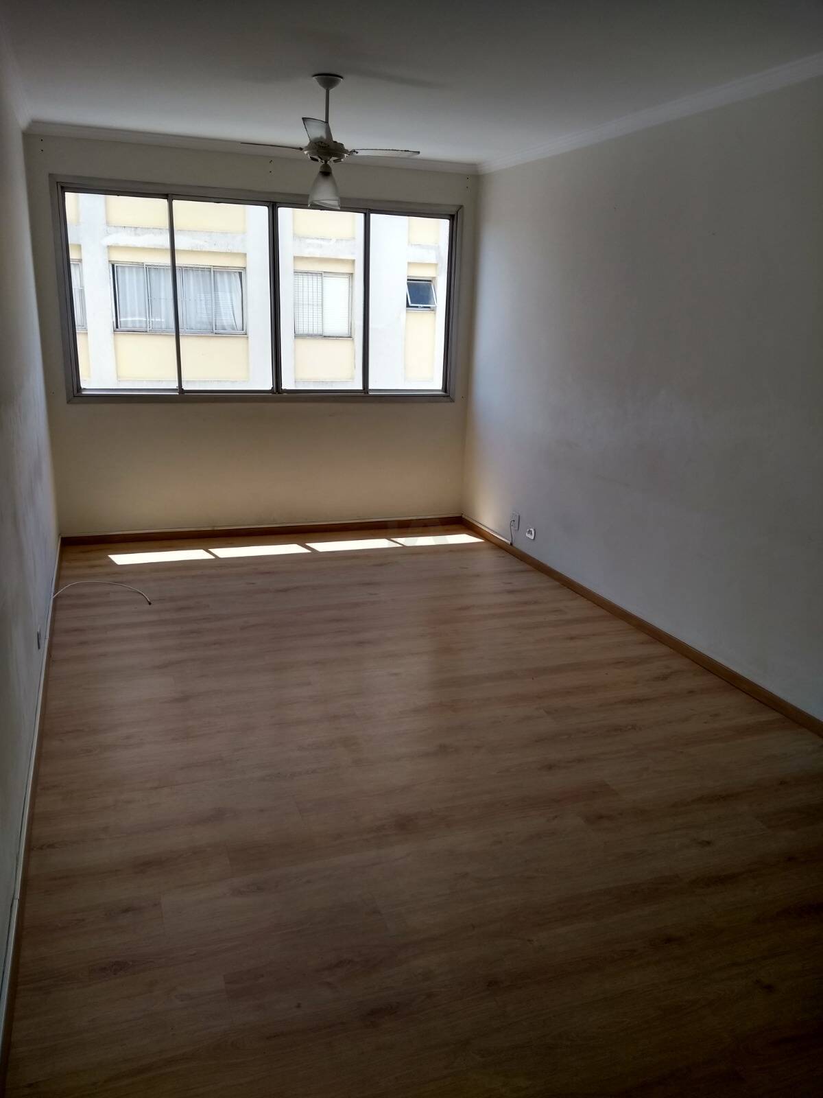 Apartamento à venda com 3 quartos, 85m² - Foto 4