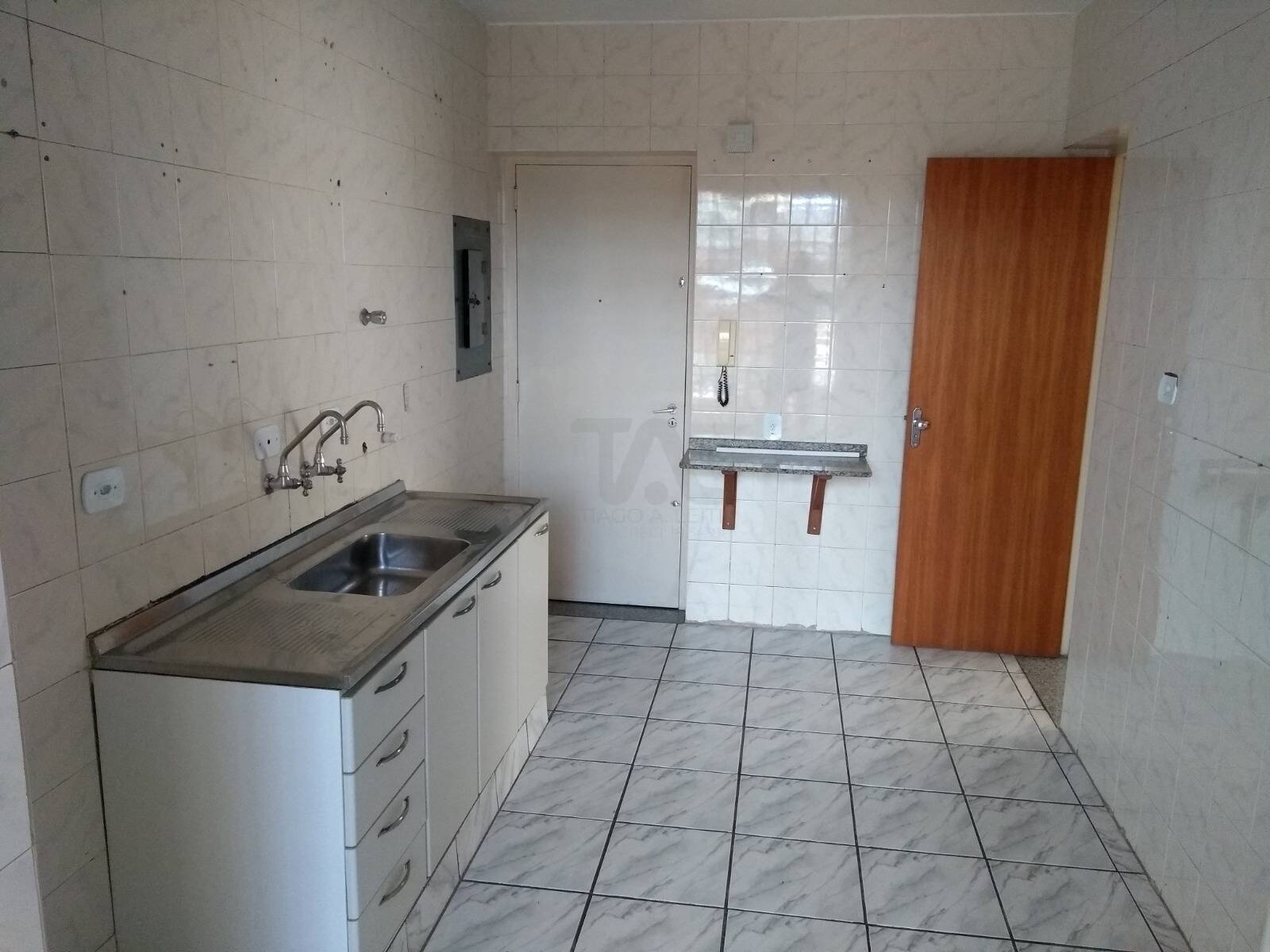 Apartamento à venda com 3 quartos, 85m² - Foto 7