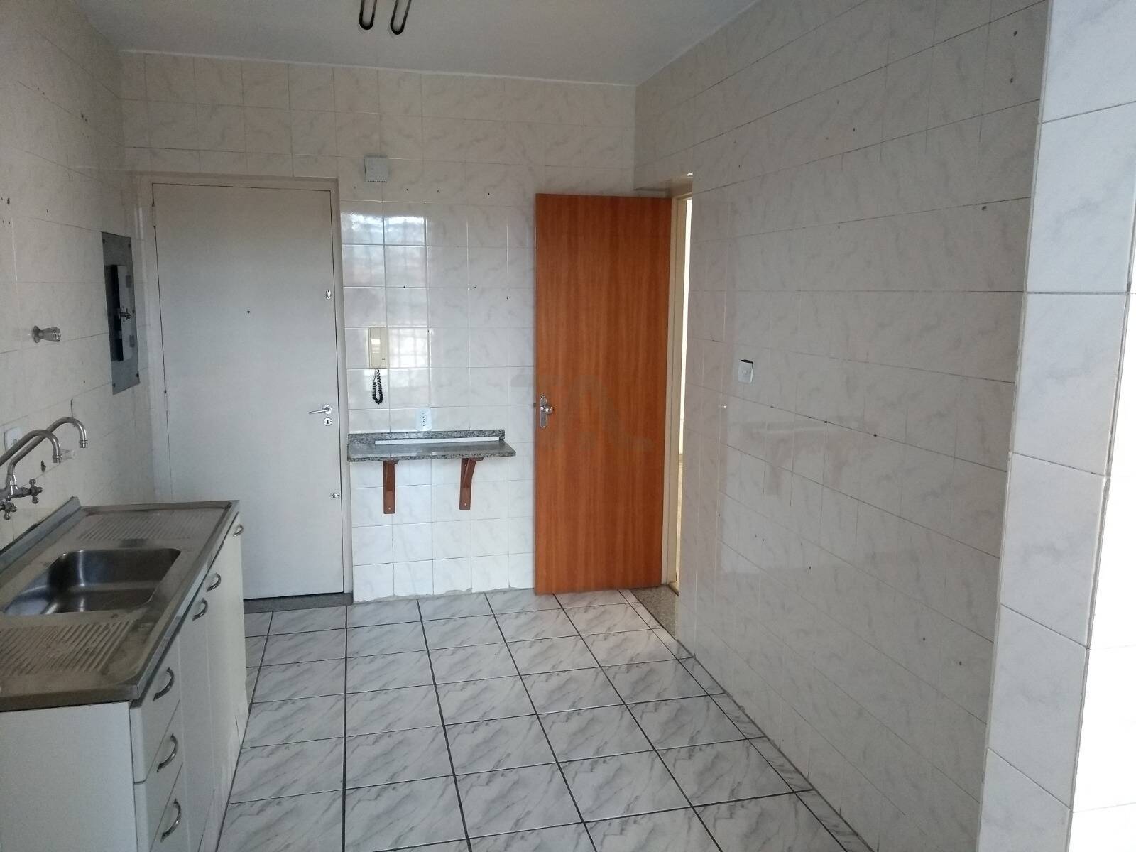 Apartamento à venda com 3 quartos, 85m² - Foto 12