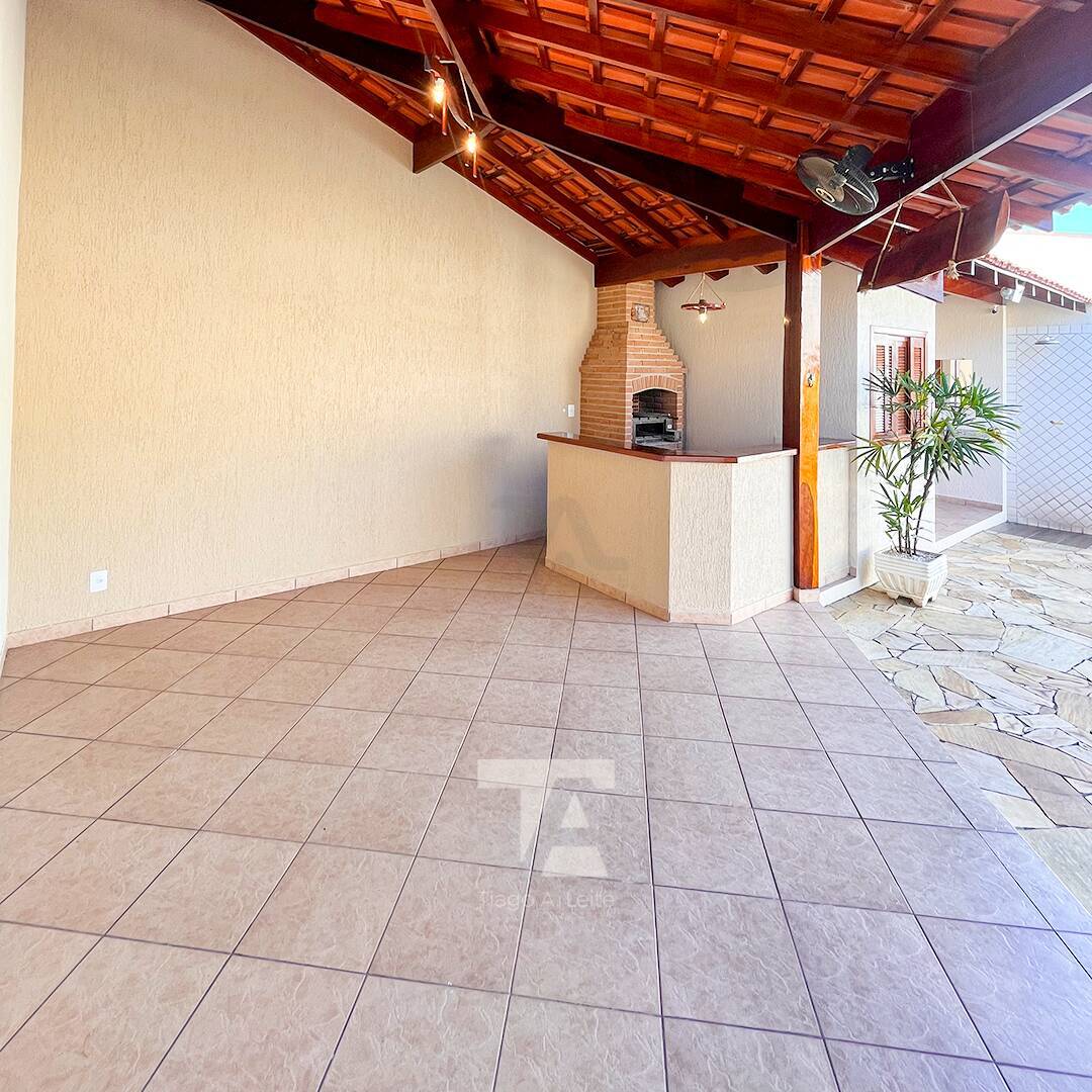 Casa à venda com 3 quartos, 175m² - Foto 16