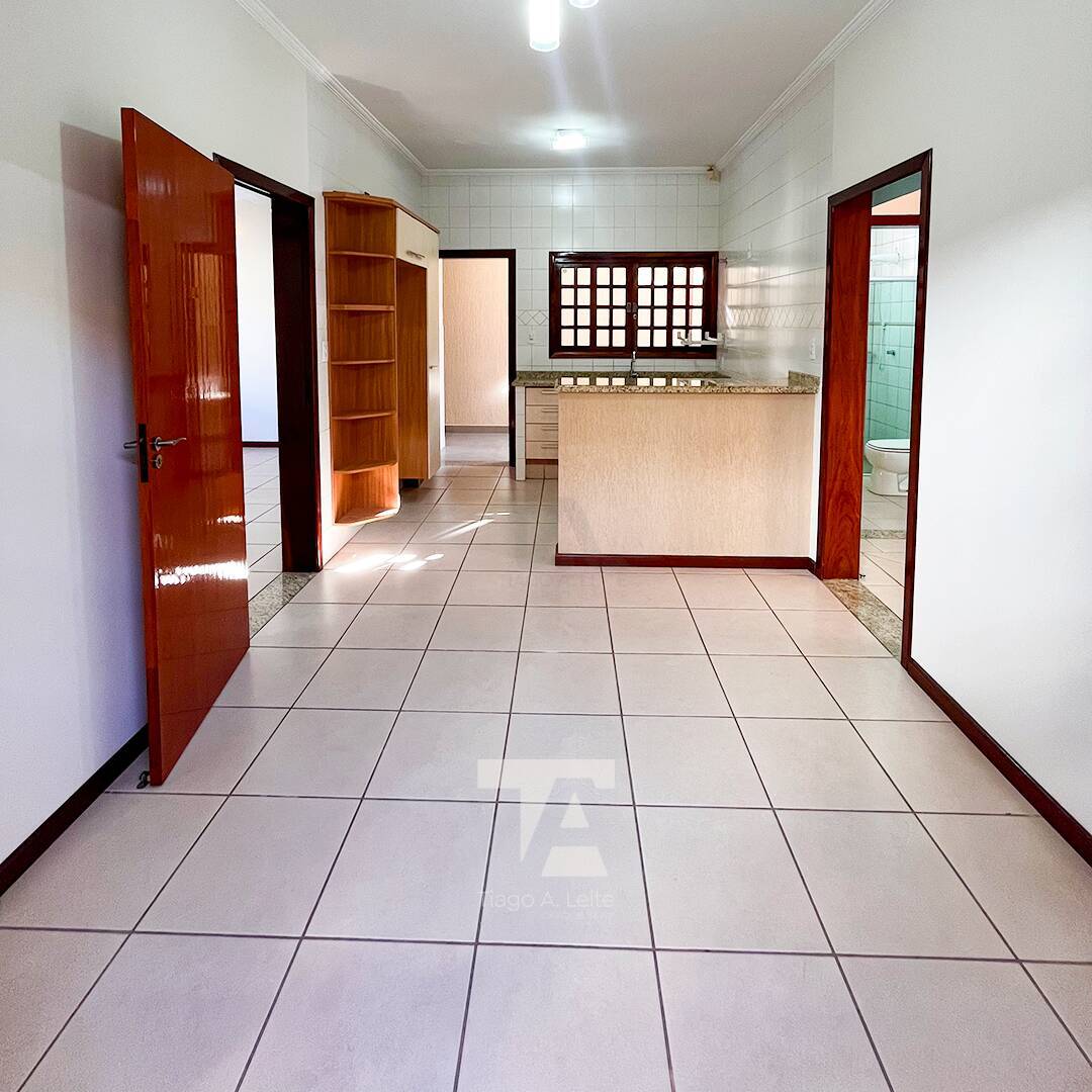 Casa à venda com 3 quartos, 175m² - Foto 10