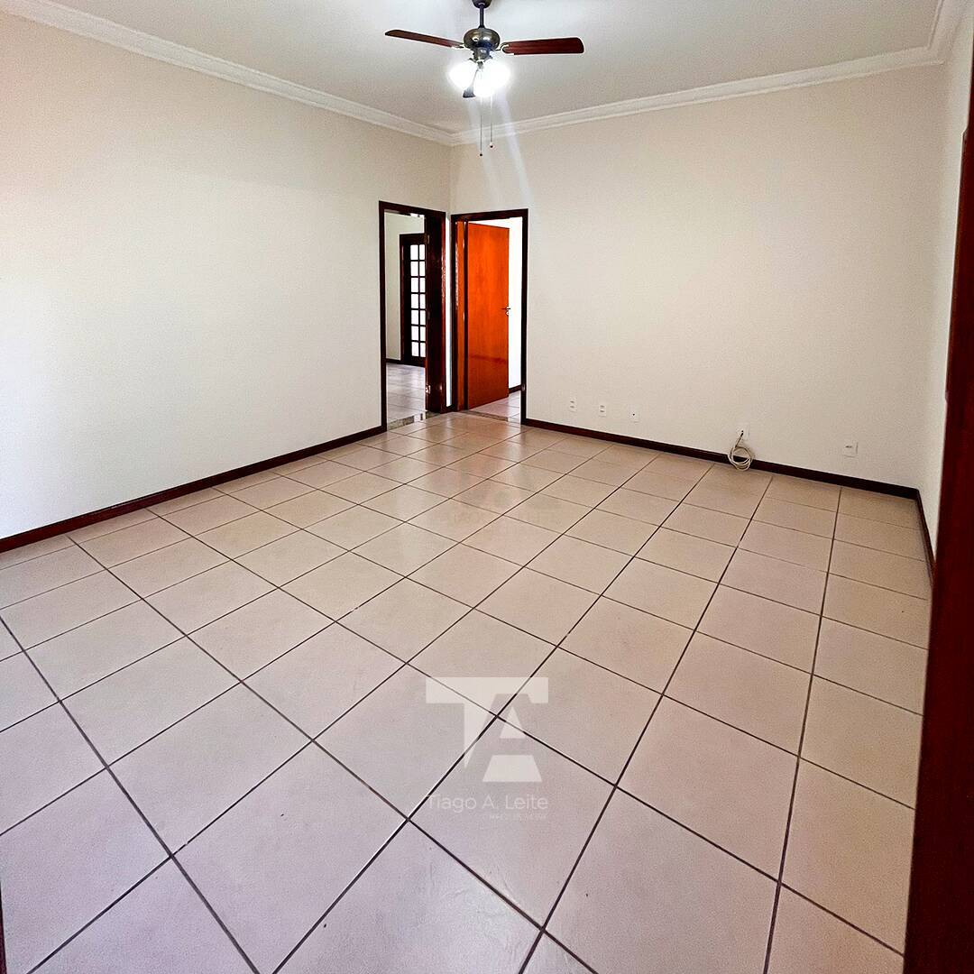 Casa à venda com 3 quartos, 175m² - Foto 6