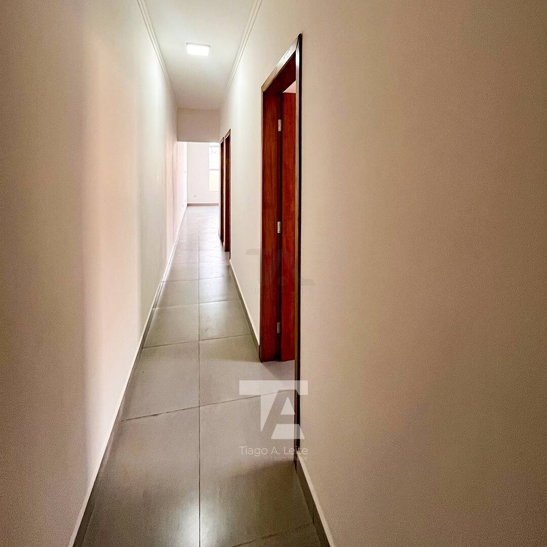 Casa à venda com 3 quartos, 90m² - Foto 6