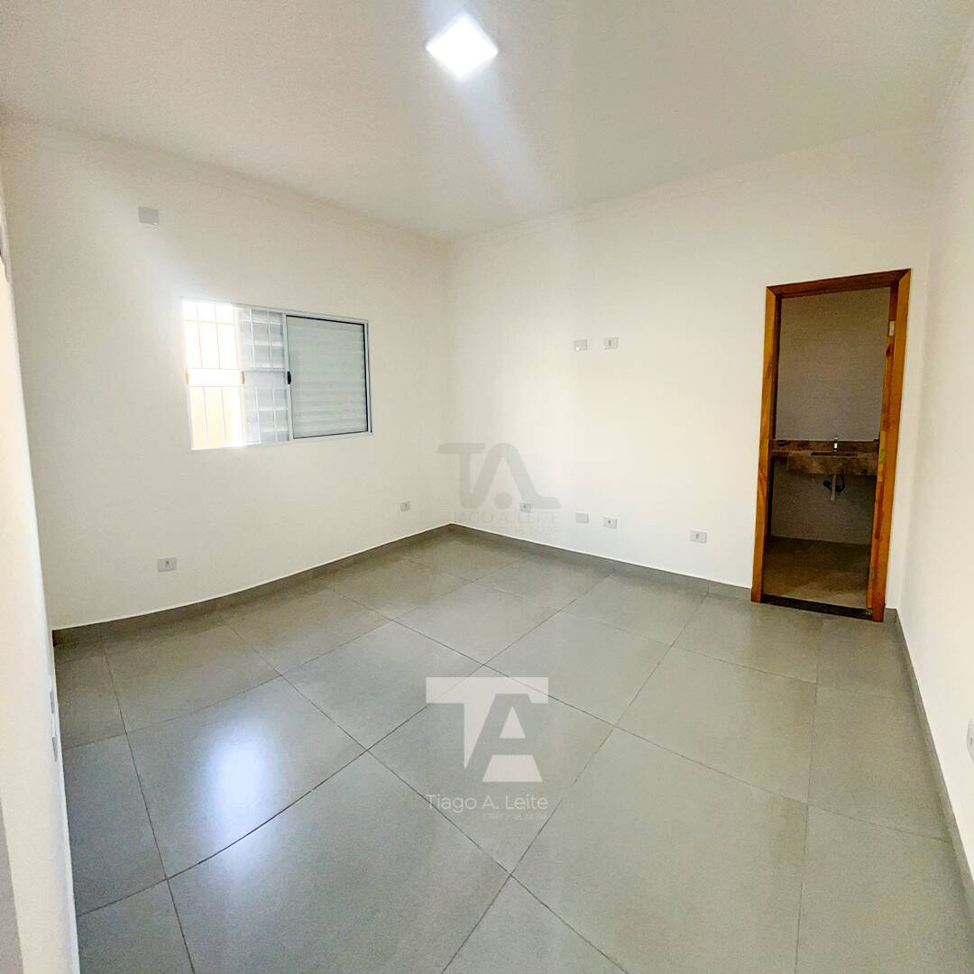 Casa à venda com 3 quartos, 90m² - Foto 10