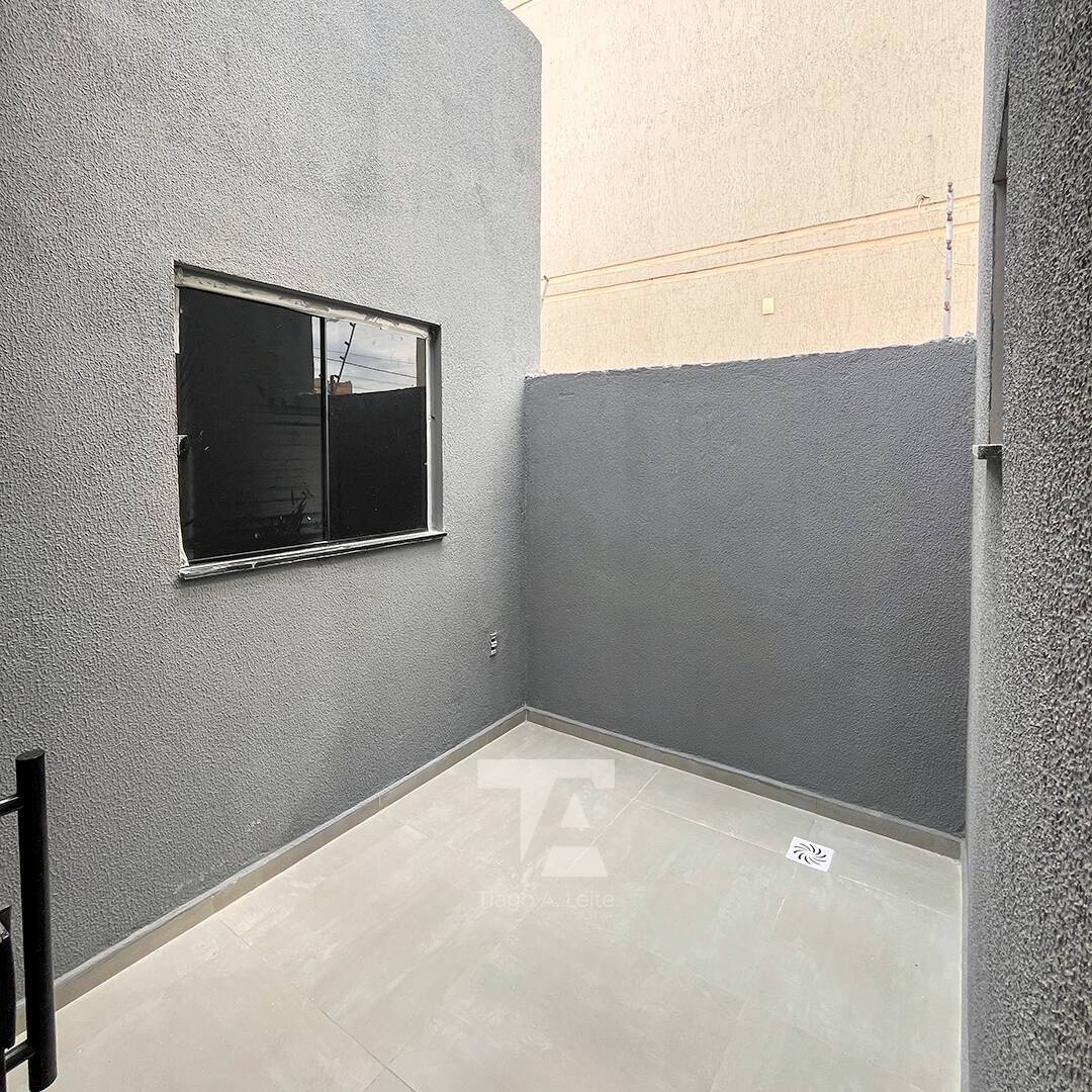 Casa à venda com 3 quartos, 90m² - Foto 6