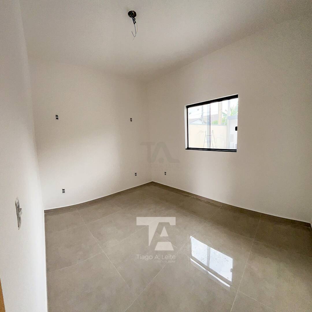 Casa à venda com 3 quartos, 90m² - Foto 7