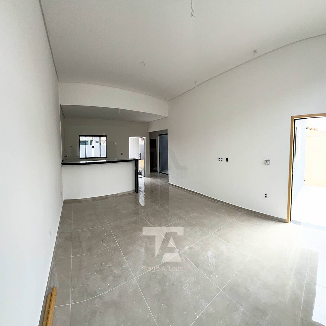 Casa à venda com 3 quartos, 90m² - Foto 8