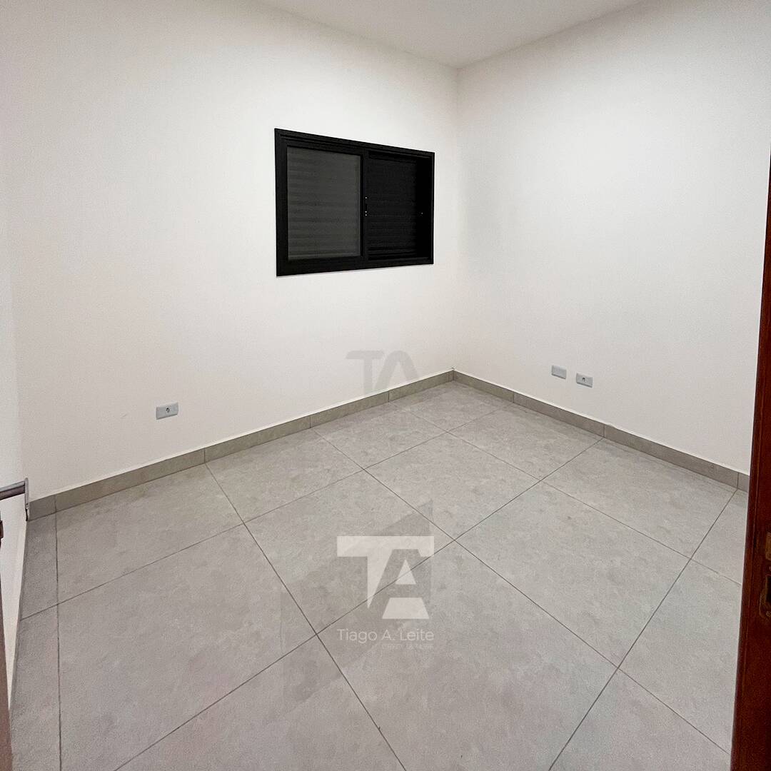 Casa à venda com 3 quartos, 120m² - Foto 12